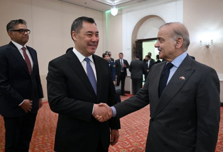 Садыр Жапаров завершил визит в Пакистан участием в инвестдиалоге и переговорами. Фото