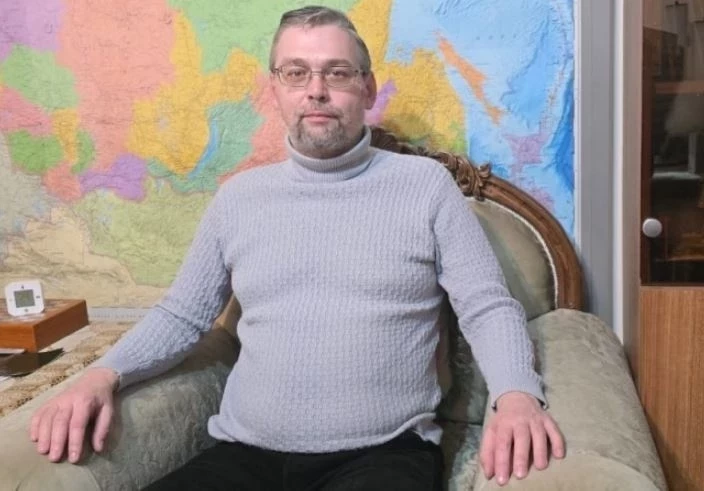 Белов: Президент Петр Первый сыяктуу Кыргызстан үчүн жаңы дүйнөгө терезе ачууда