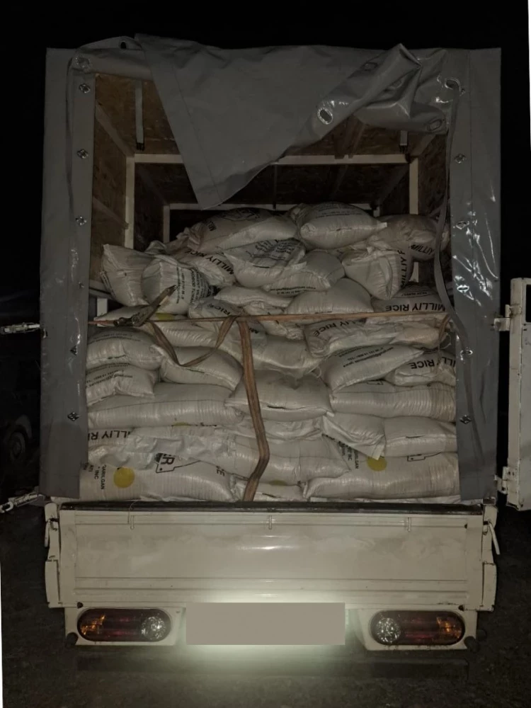 Баткенде 12 тонн контрабандалык күрүч табылды, баасы 2,4 миллион сом