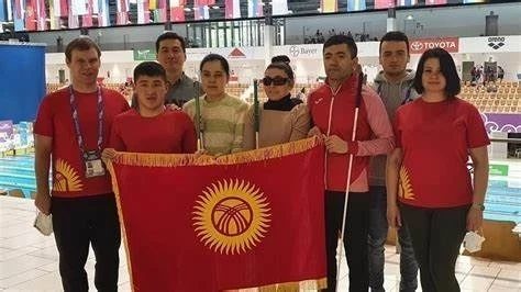 Кыргызстандагы сууда сүзүү федерациясы: өнүгүү жана жетишкендиктер
