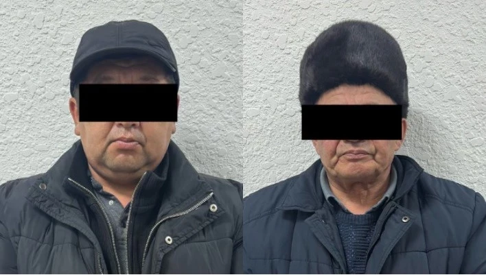 ГКНБ Таласта айылдык кеңештин спецадминистратору жана спикерин кармады (сүрөт)