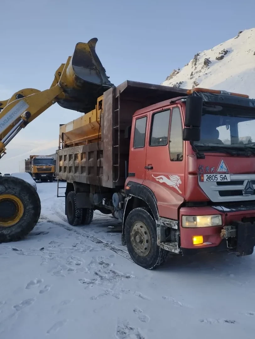 Элдин жөөкөрлеринде жол келер тарапка ачык