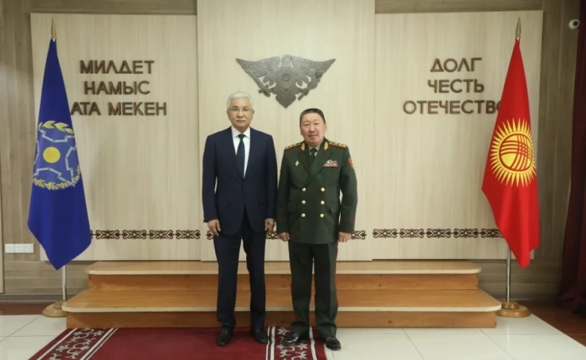 Кыргызстандын коргоо министри ОДКБнын генералдык катчысы менен жолукту
