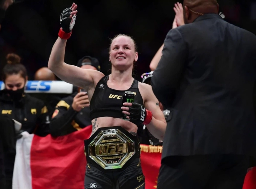 UFC Вэйли Чзан менен Валентина Шевченко ортосунда мушташ өткөрүүгө даяр