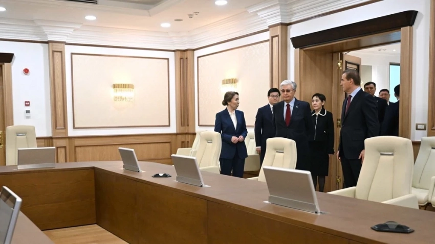 Сүрөт — Токаев Казакстан Президенти архивинин жаңы имаратын 24 архив сактоочу жай менен жокоредип чыкты