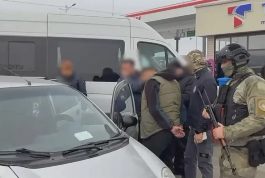 Ошто адам уурдоодо шектүүлөр кармалды (видео)