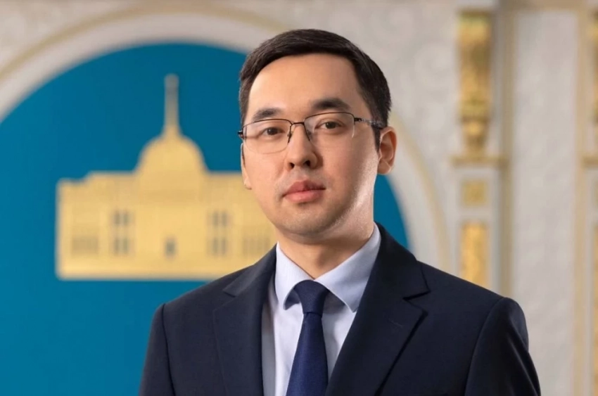 Казакстан президентинин жаңы басма сөз катчысы Руслан Желдибаев болду