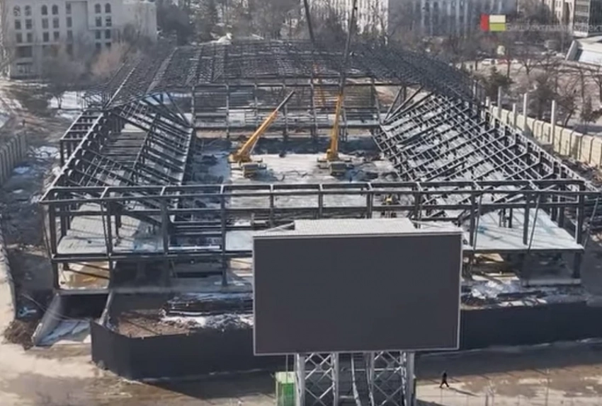 Бишкектеги кичи спорт аренасынын курулушу 70%га аяктады (видео)