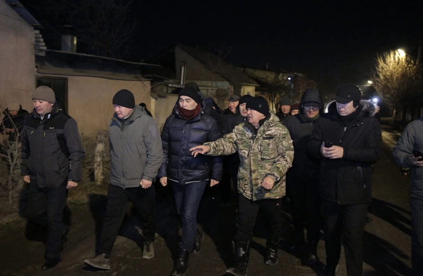 Ош шаарынын мэри көчөлөрдү текшерди жана алардын жакшырышын күчөтүү боюнча тапшырма берди