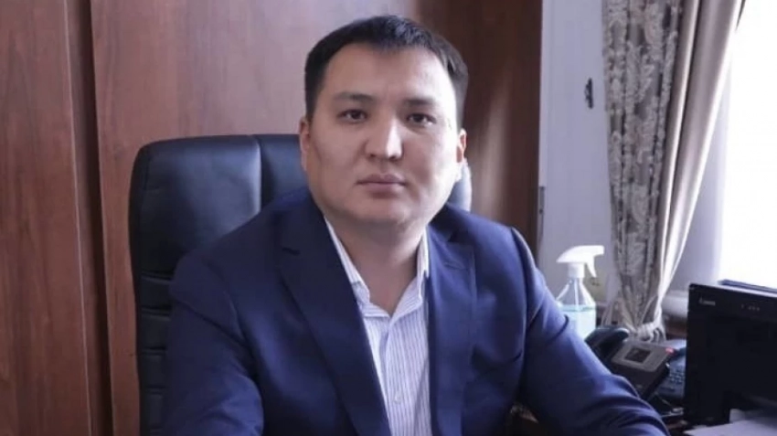 Чынгыз Жумалиев: Жөө жүргүнчүлөр ого-бой ленив болуп калышты, жөө жүргүнчү өткөөлдөрүн жоюу зарыл