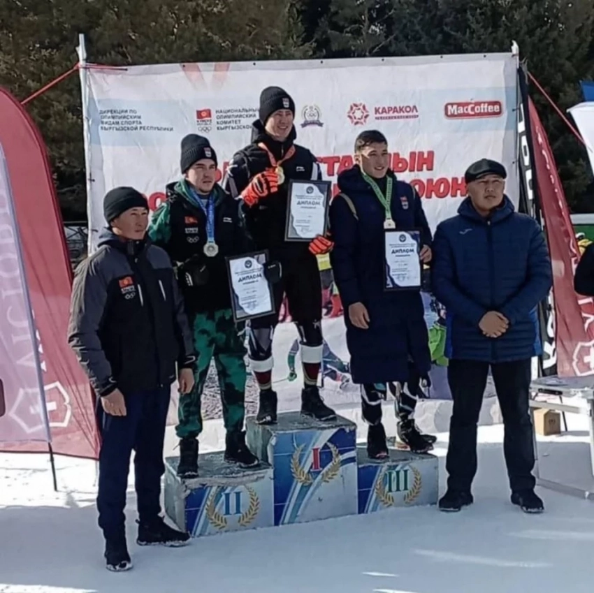 Караколдо Кыргызстан өлкөсүнүн тоо лыжа спорту боюнча чемпионаты өткөрүлдү