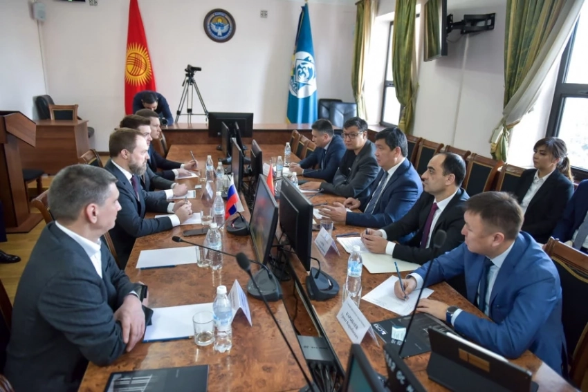 Бишкек жана Россия шаардык инфраструктураны өнүктүрүү боюнча жаңы долбоорлорду талкуулады