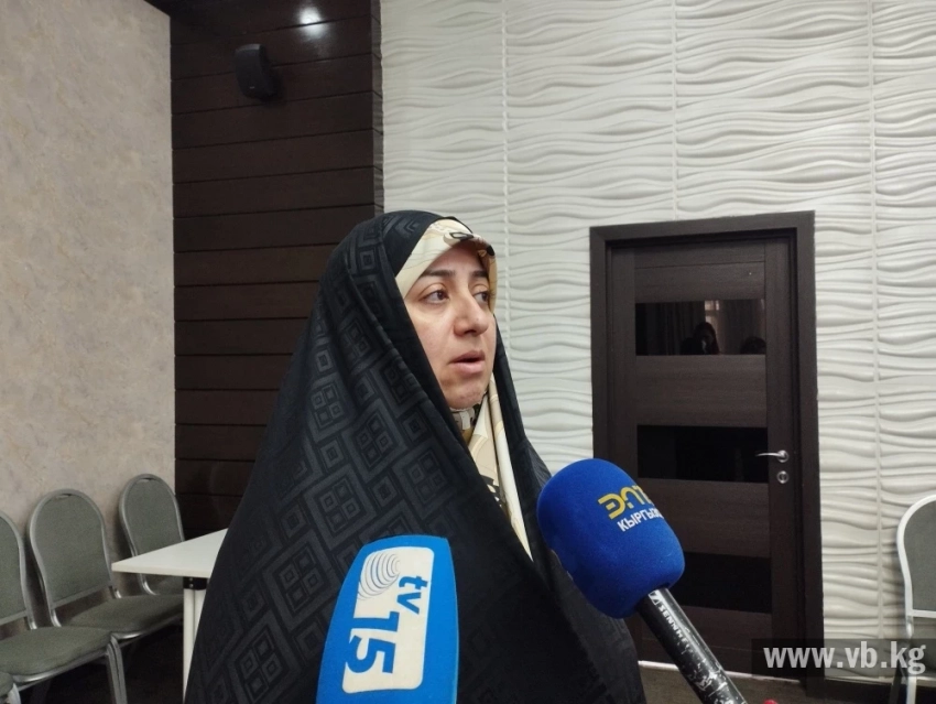 "Ирандагы аялдар жөнүндө стереотиптер: чындык өлкө четинде бурмаланат"