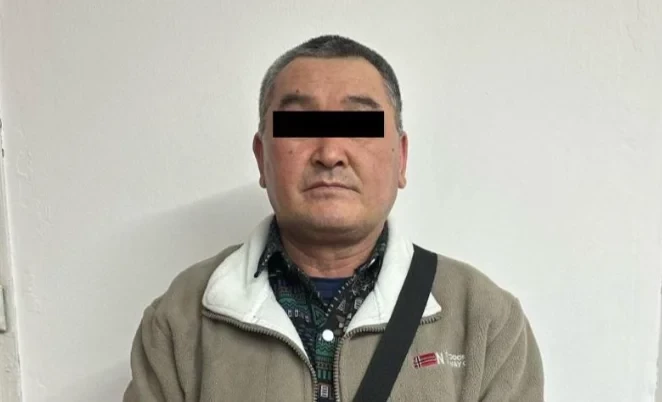 ГКНБ КР: Facebook социалдык медиа боюнча демократияны бузган аккаунттун ээси кармалды