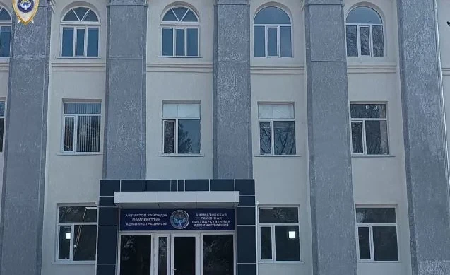 Айтматов районунун чиновниктеринин ветерандарынын кеңешинин кызматкерлерине жумуш акысы мыйзамсыз которулган