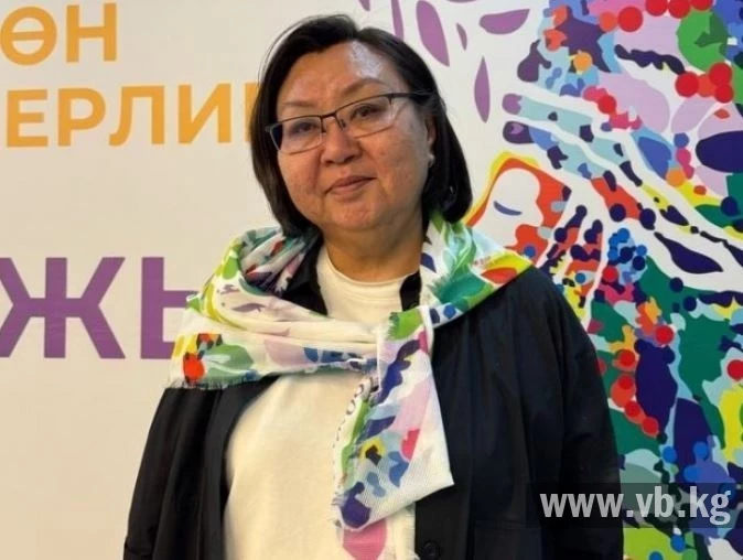 Мира Карыбаева: Биз гызыл эгинилерди унутуп калган Кыргызстандын аялдарынын тарыхтарын чогултуудабыз
