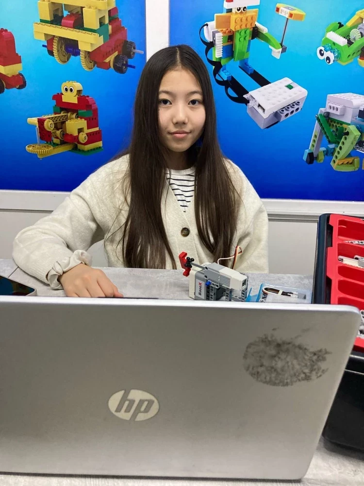 Неге балдар кайра-кайра "Роботтор Лигасына" барууну каалашат? Жетектөөчүлөрдөн мотивациялык методика