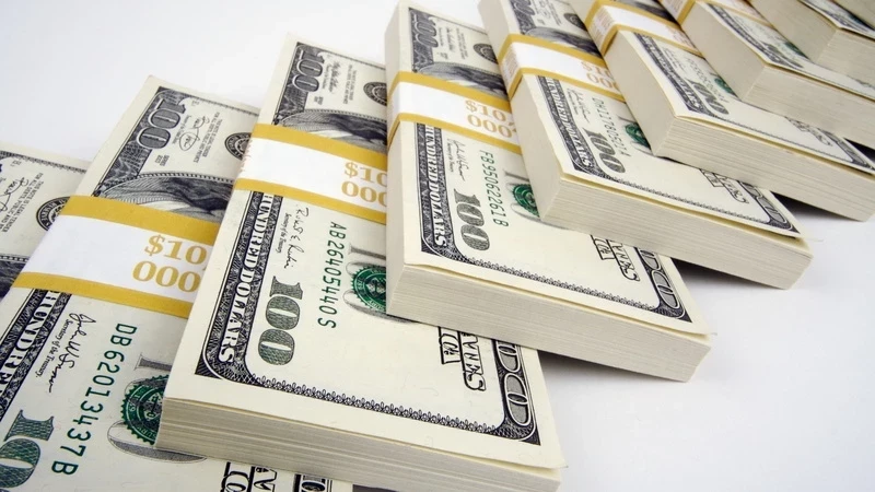 Citibank катаалган ката менен кардарга 81 трлн доллар которгон