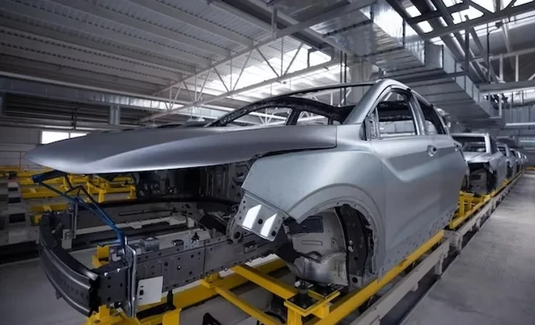 Кыргызстан убактылуу авто кузовдорун ташууга тыюу салды