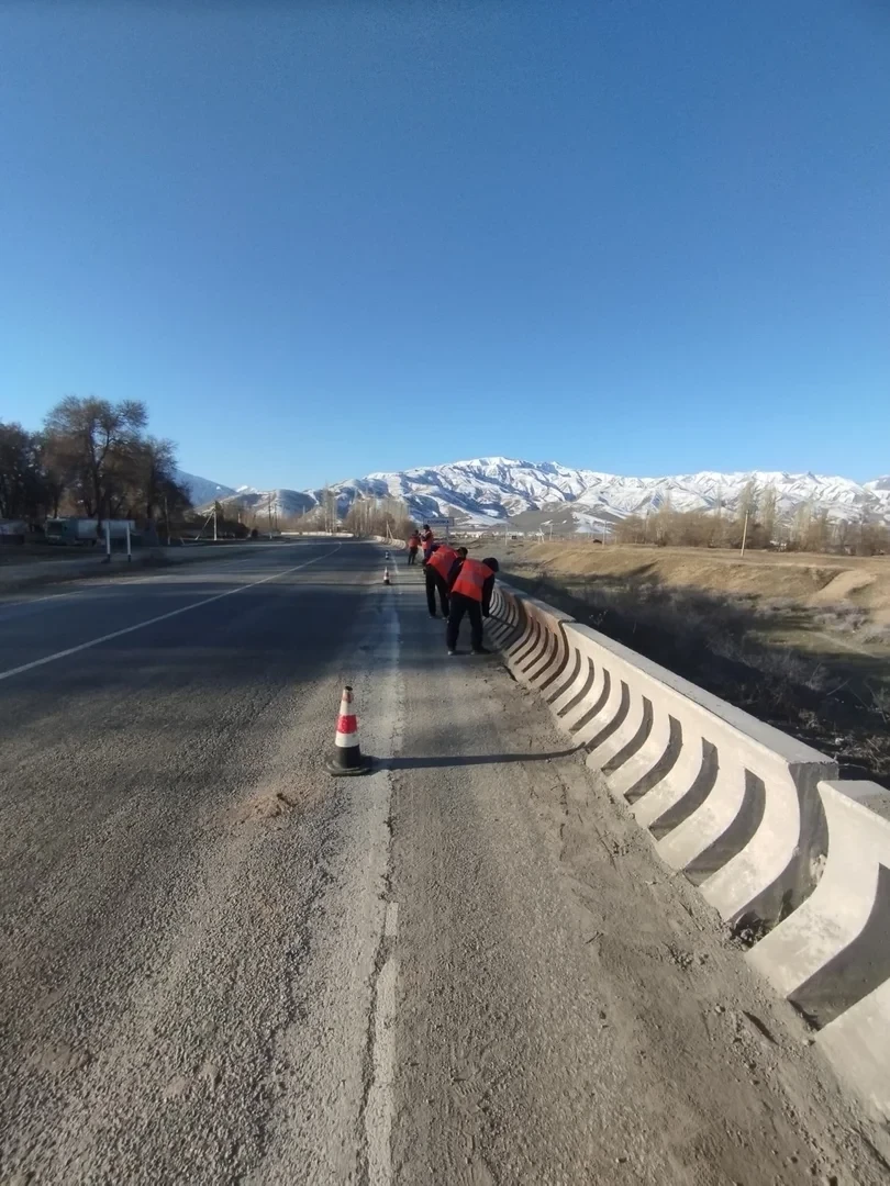 Бишкек-Ош трассасында жээктеги жерлерди тегиздөө иштерин жүргүзүү