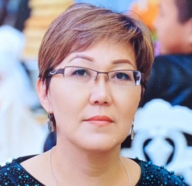 "Жогорку трибунадан элди алдаса болот". Мугалим Байсаловага жооп берди