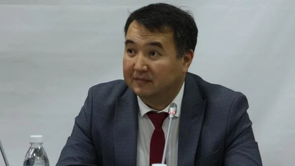 Билим жана илим министрлигинде биринчи орун басар министр алмашты