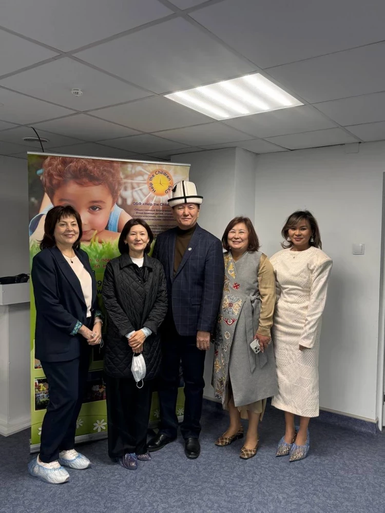 Онкология бөлүмүндө НЦОМиД коомдук кайрымдуулук фонду "Нооруз" акциясын өткөрдү (сүрөт)