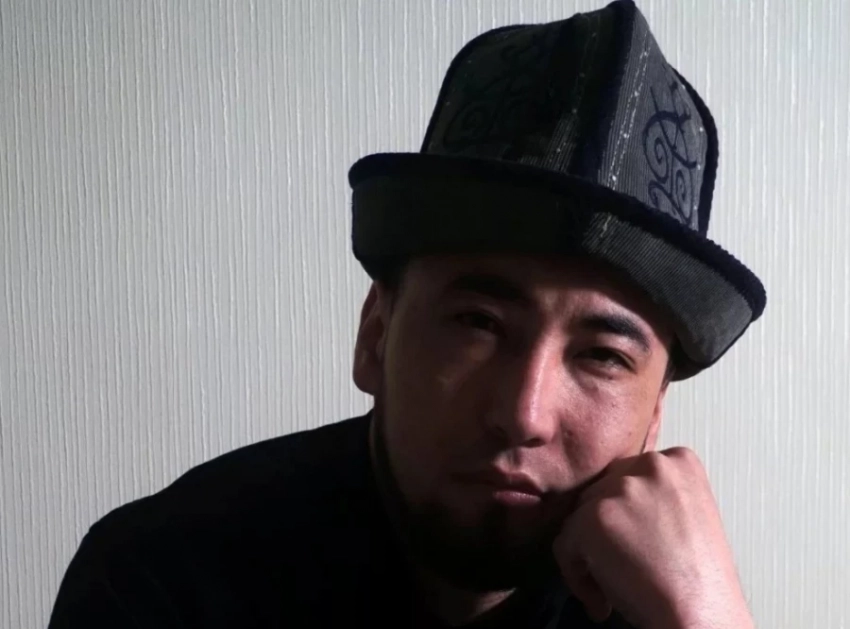 Куокер: Азамат Ишенбеков чоң апасынын жанына 10 мүнөт баяктан ашык убакыт өткөрдү