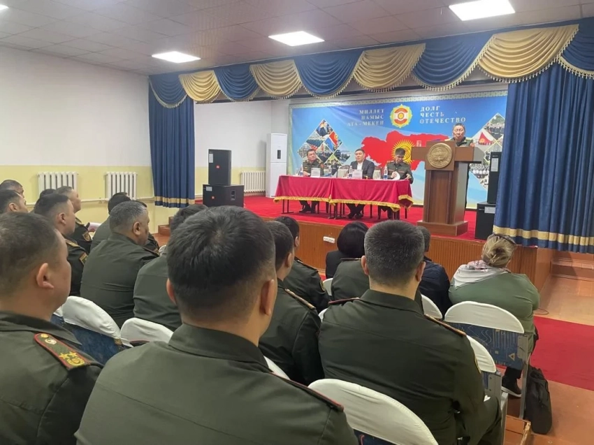 ГКНБ Нацгвардияда коррупцияга каршы күрөшүү боюнча сабактар өткөрдү