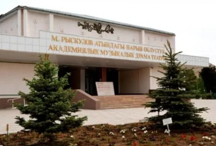Мамлекеттик драма театрдын имаратын Нарындан кайтарды