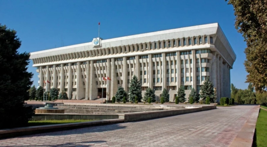 ГИК Жогорку Кенеш үчүн батирлерди курат