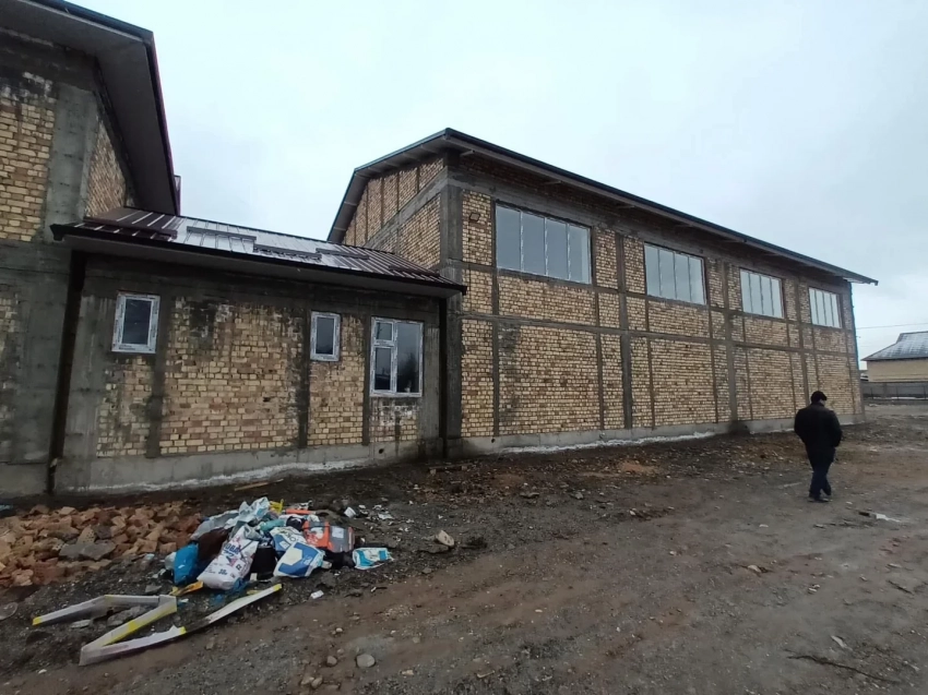 Узген районунда 150 орундуу жаңы мектеп курулууда