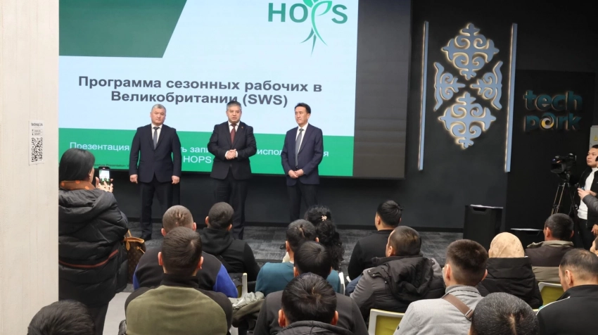 Эмгек министрлиги Британияда сезондук иш үчүн кыргызстандыктарды тандоо процессин таанышты