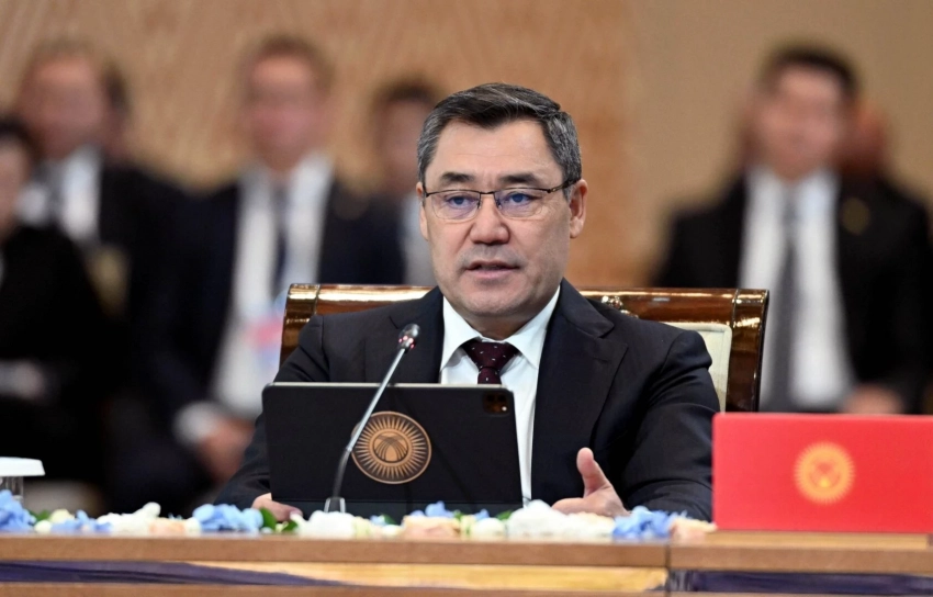 Садыр Жапаров депутат Айжигитодон Тажикстан менен чектеш өлкөнүн макулдашуусун сынга алгандарына жооп берди