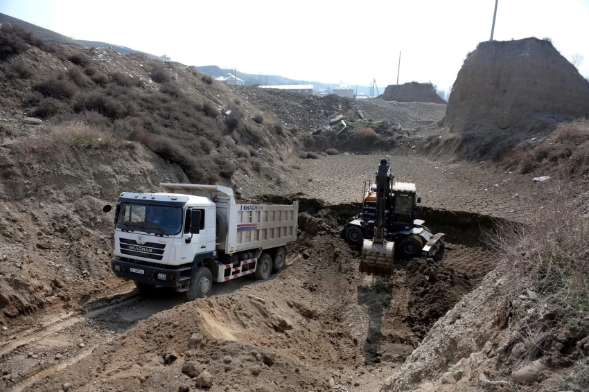 Ошто селөк каналын тазалоо иштерине киришти