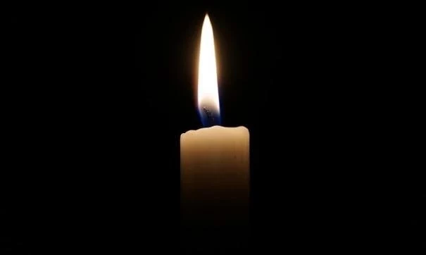 Мьянмада жер титирөөдөн жабыркагандарды эскеришти, бир мүнөттүк үндөбөстүн улантуу