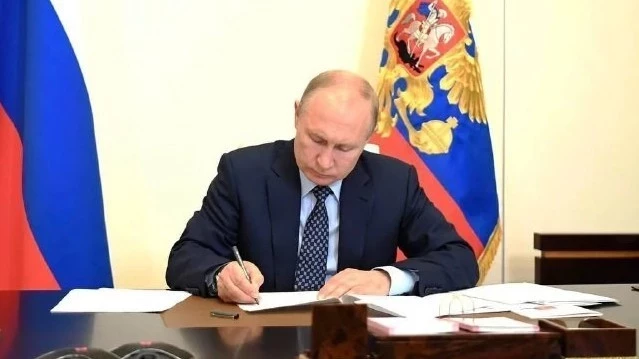 Путин жаңы жарандык жана миграция маселелери боюнча кызматты түздү