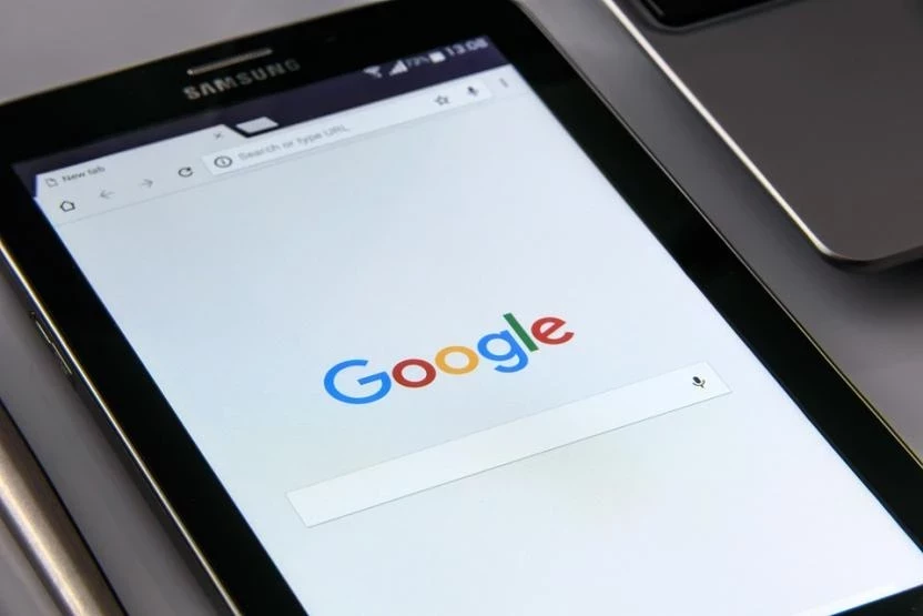 Google билдирди, жаңылыктар анын жарнама бизнеси үчүн пайдалуу эмес