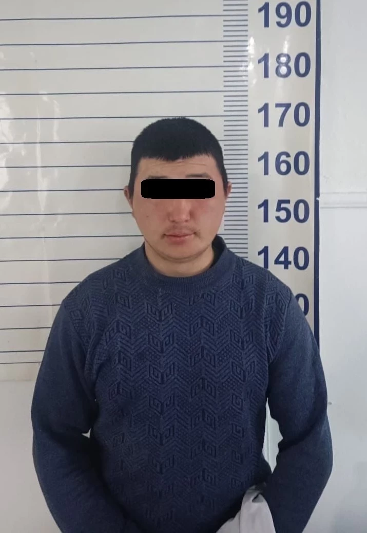 Токмокто бир күндө эки авто уурдалды. Буга чейин соттолгон 23 жаштагы жигит кармалды