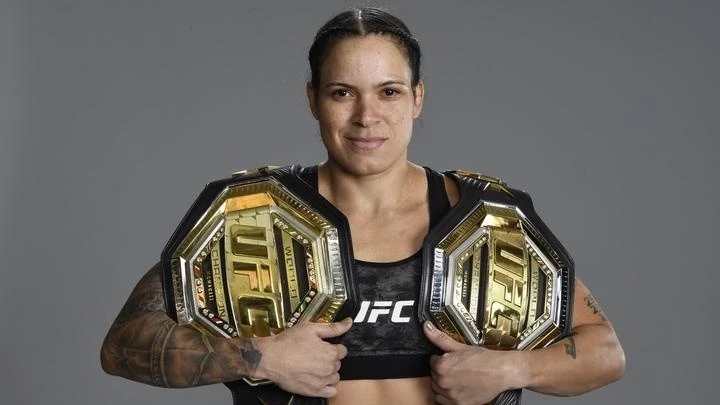Аманда Нуньес UFC'нун Улуу залында