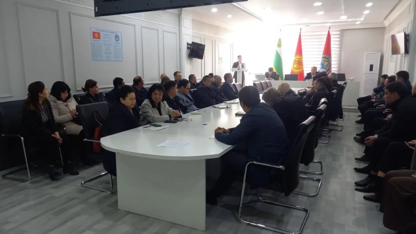 Экономика министрлиги жана Чүй облусунун прокуратурасы өндүрүшчүлөрдүн укуктарын коргоо чараларын талкуулады