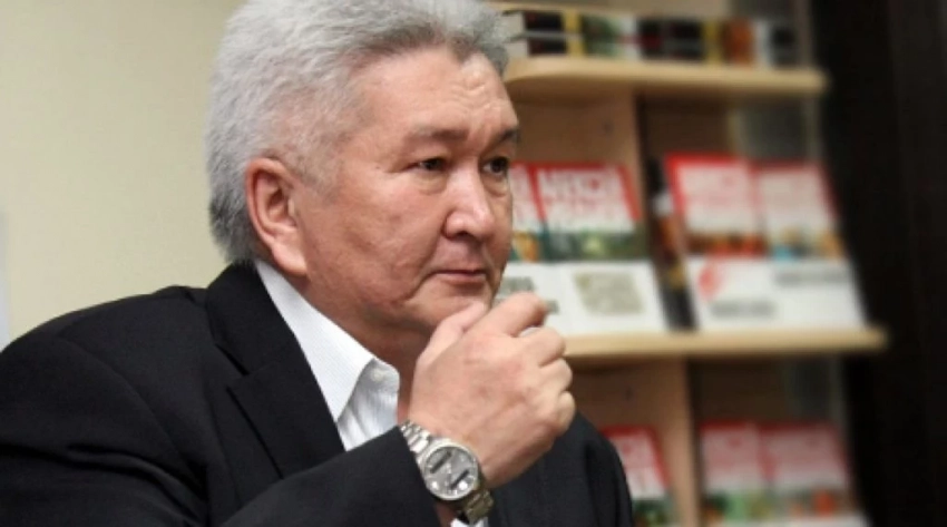 Феликс Кулов Садыр Жапаров 2005-жылы анын штабына иштеген-иштебегенин айтты