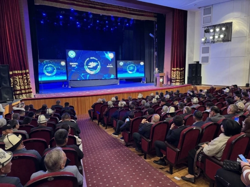 Бишкекте "Цифровой фермер-2025" форуму башталды