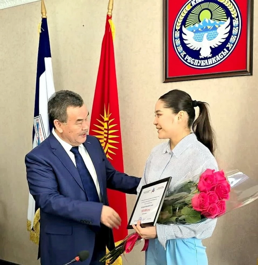 Кыргызстандын балбандары Азия чемпионатында алты медаль утушту