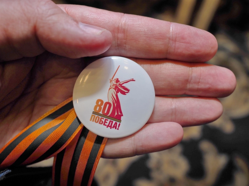 Бишкекте Улуу Ата-Мекендик согуштагы Жеңиштин 80-жылдыгына арналган тантаналы иш-чара өттү.