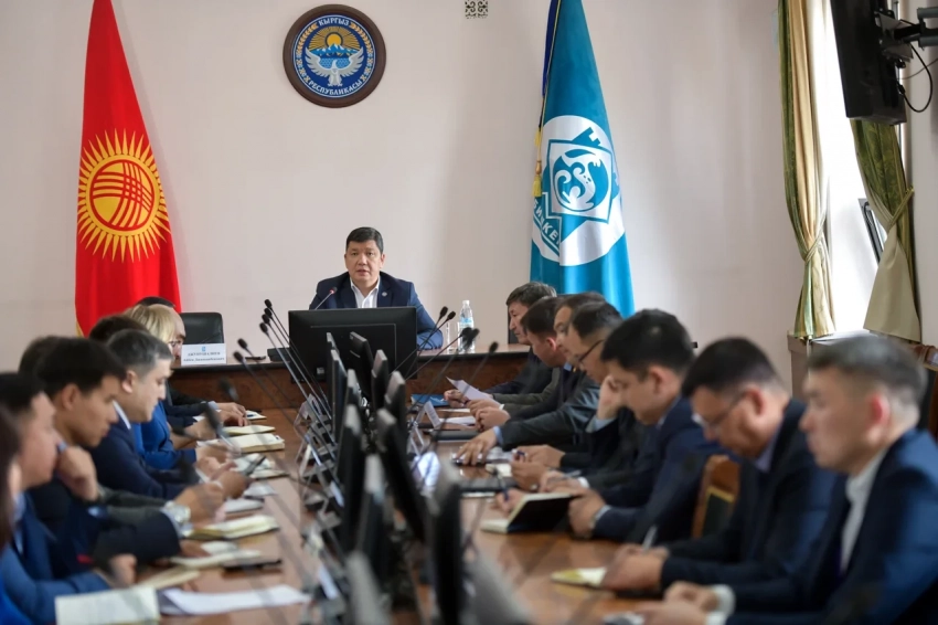 Бишкектин райондорунун акимдери рейтинг боюнча бааланат