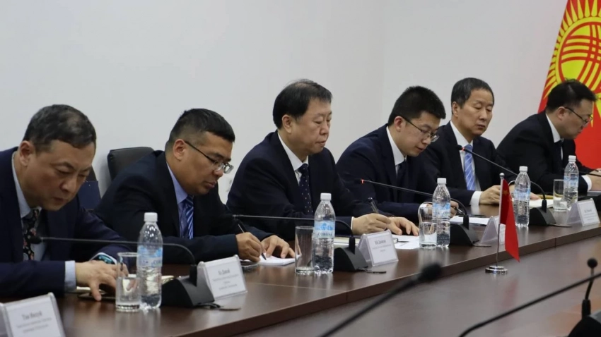 Кыргызстан жана Кытайдын негизги өнөр жай провинциясы өнөктөштүктү бекемдешет