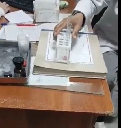 На границе с Казахстаном задержали пьяного водителя грузовика