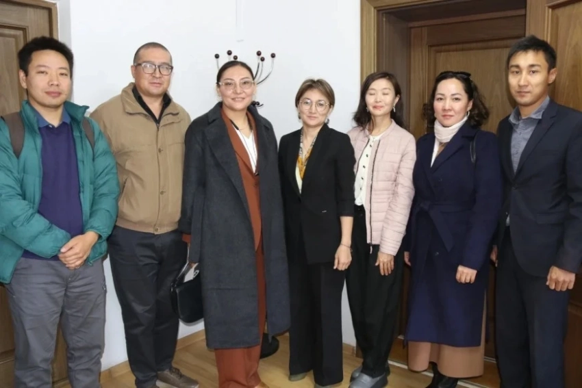 Молодые кыргызстанские ученые отправляются на стажировку в Китай