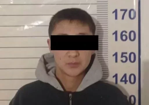 Задержан подозреваемый в вымогательстве в школе села Кызыл-Туу